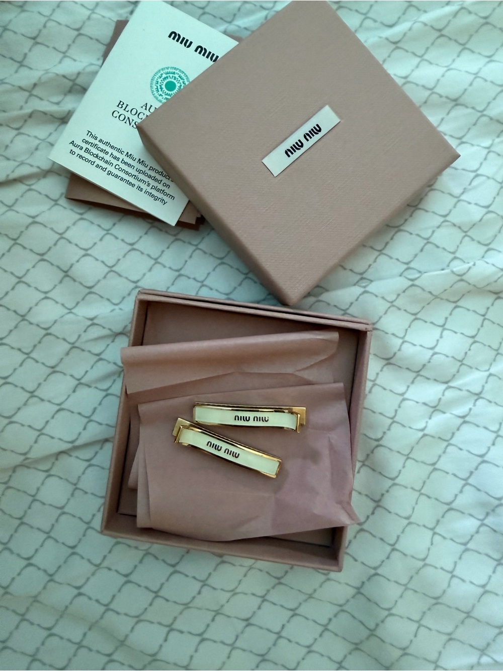 MIU MIU
White Logo Hair Clips w/ Box